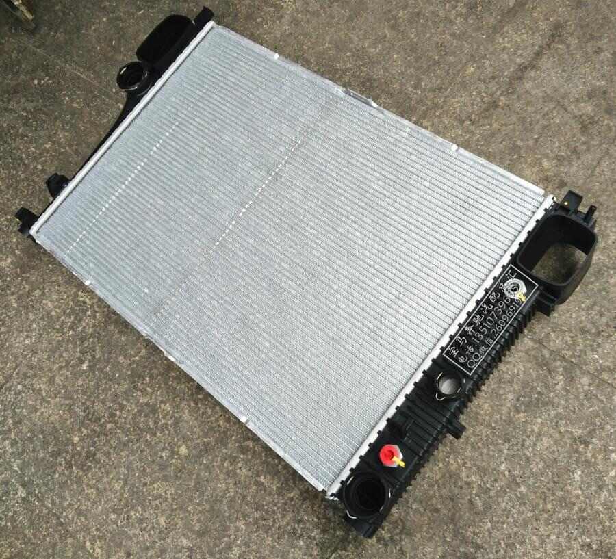 奔驰原装w221cl500cl600s400s500s350水箱散热器